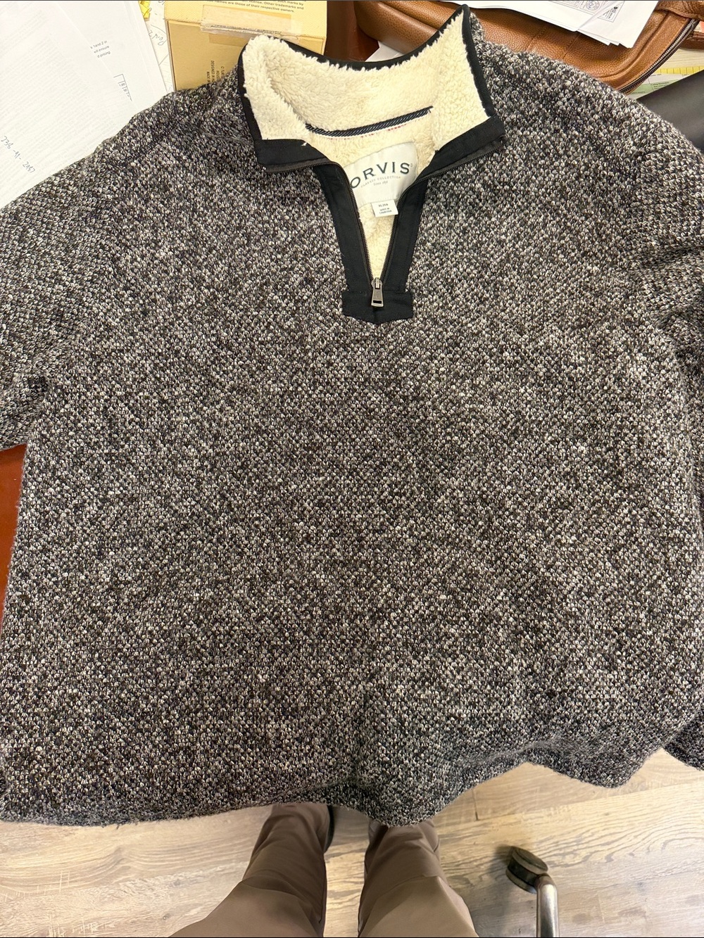 Orvis Men’s Black and Cream Quarter-Zip Sherpa Collar Pullover